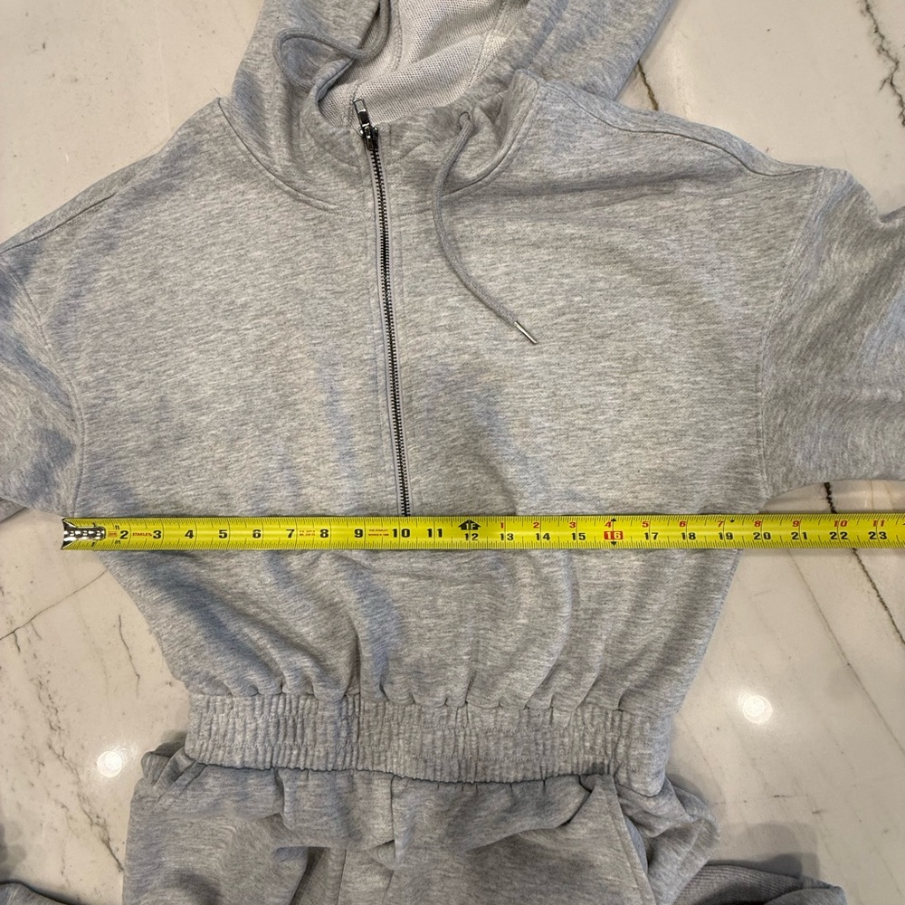 Cozy Gray Women's Hooded Jumpsuit - Picture 6 of 9